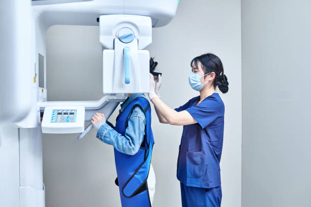 Best Walk-In Emergency Dental Services in Stratford, CA